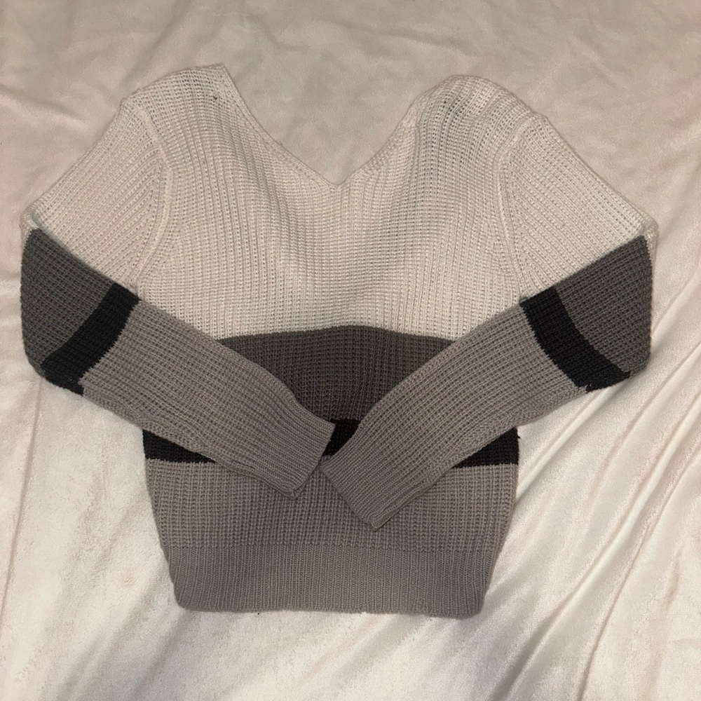 Backless Sweater